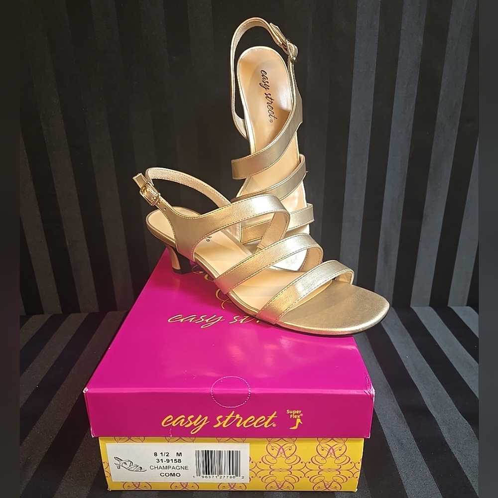 Easy Street Women's US 8.5 Como Slingback Buckle Heeled Dress Sandals Gold